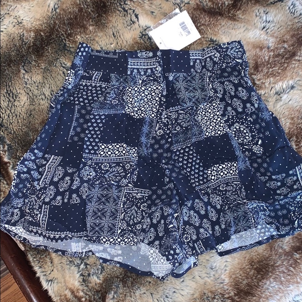 NWT TOPSHOP SHORTS